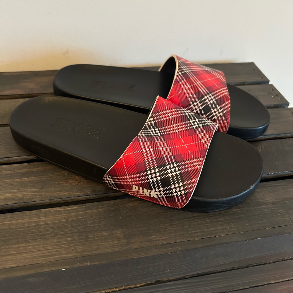 Victoria’s Secret Pink Plaid Slides Size Large 9-10